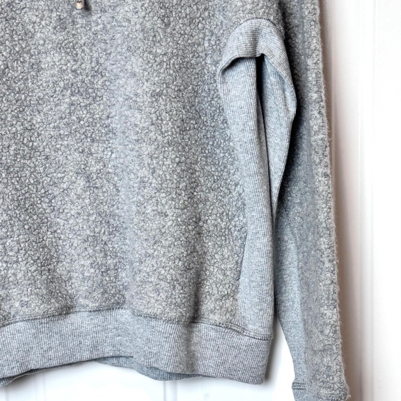 Lululemon Stand Out Sherpa 1/2 Zip Heathered Gray. Size 6 EUC - Picture 3 of 8